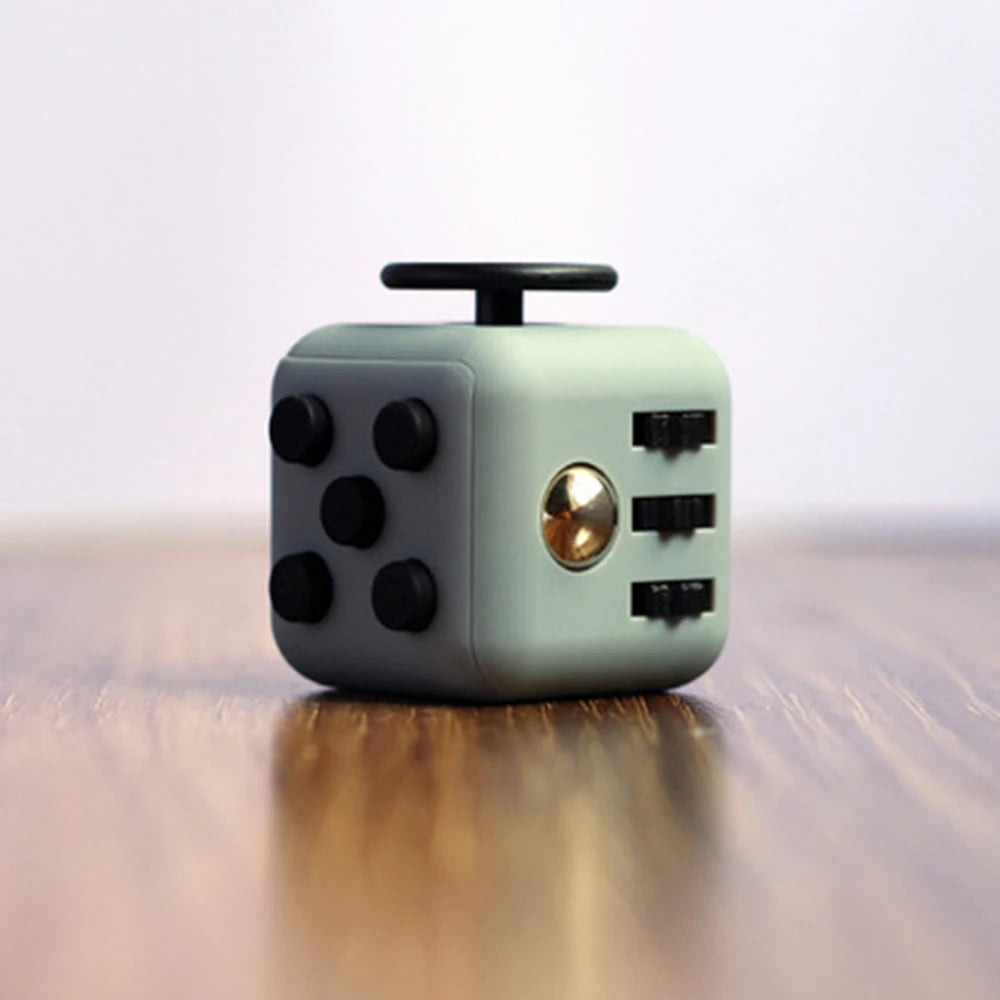 Fidget cube  Decompression dice anti-irritating anxiety venter six-sided fingertip toy decorative pendant